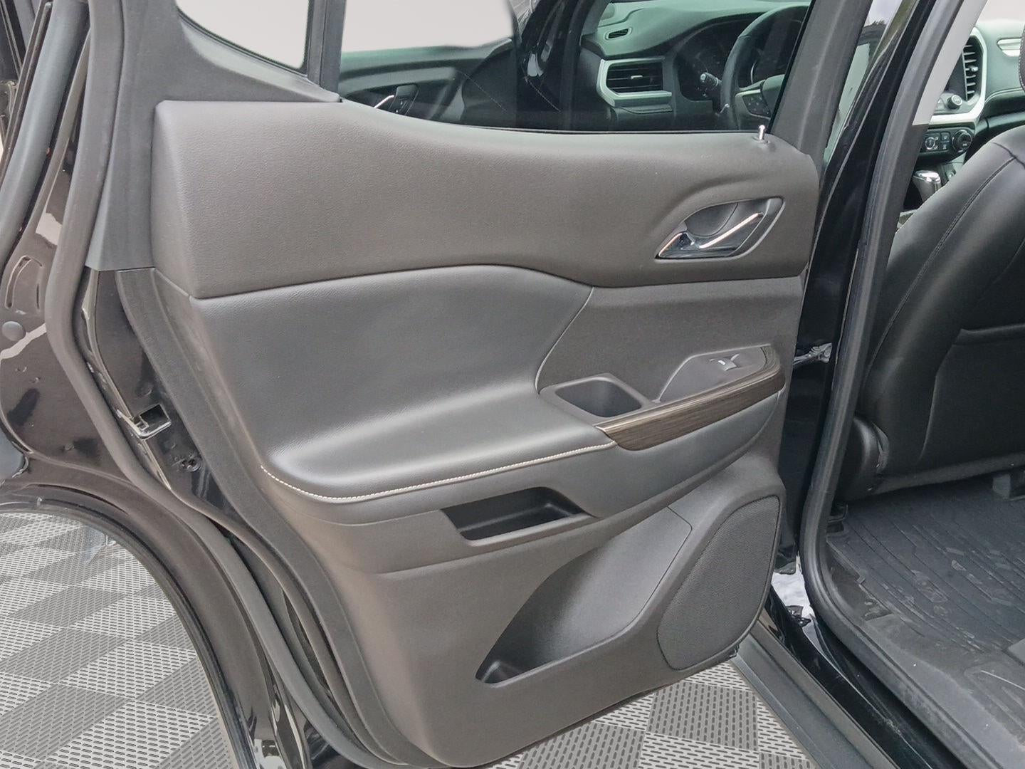 2019 GMC Acadia SLT