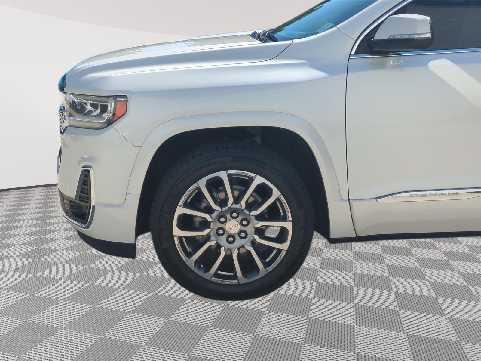 2022 GMC Acadia Denali