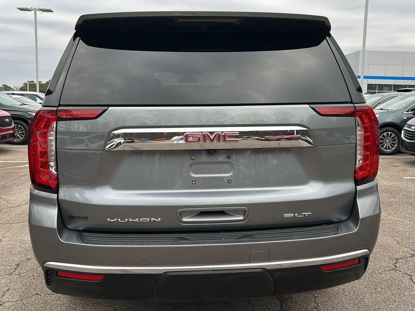 2022 GMC Yukon SLT