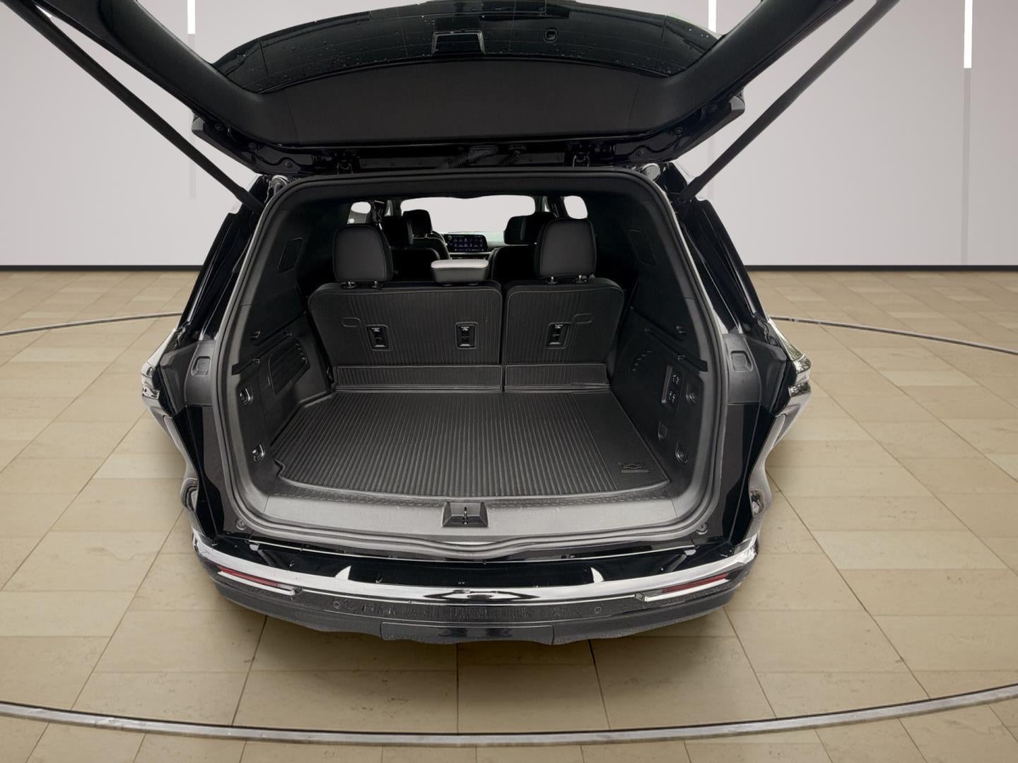 2025 Chevrolet Traverse High Country