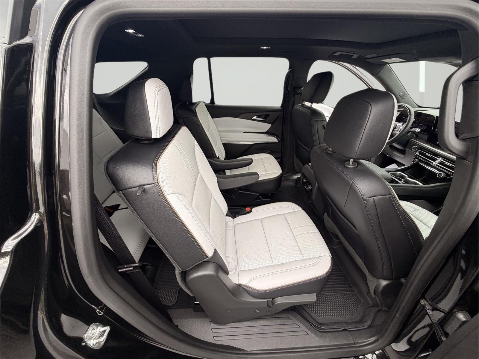 2025 Chevrolet Traverse High Country
