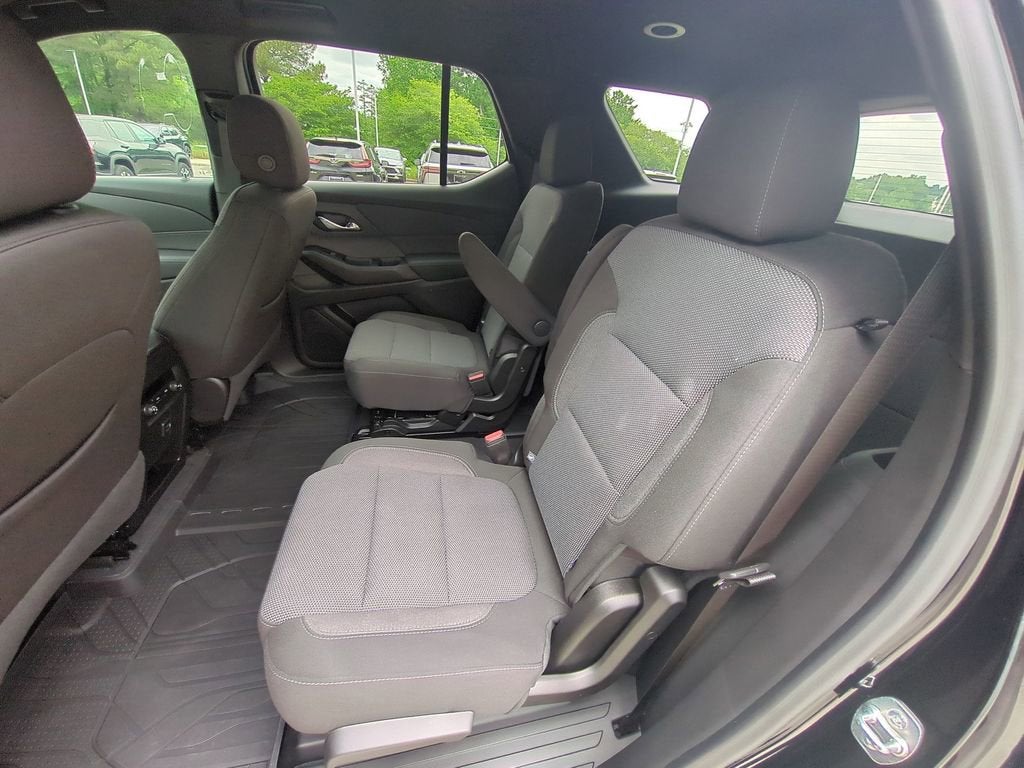 2024 Chevrolet Traverse Limited LT Cloth