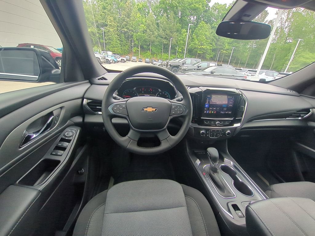 2024 Chevrolet Traverse Limited LT Cloth