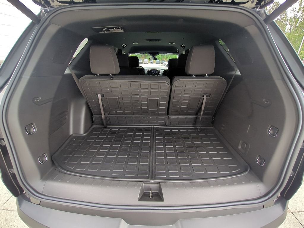 2024 Chevrolet Traverse Limited LT Cloth