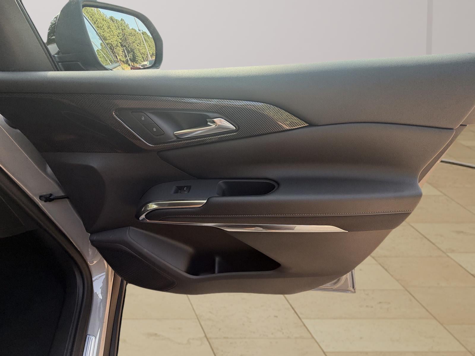 2027 Chevrolet Traverse Z71 - Photo 26