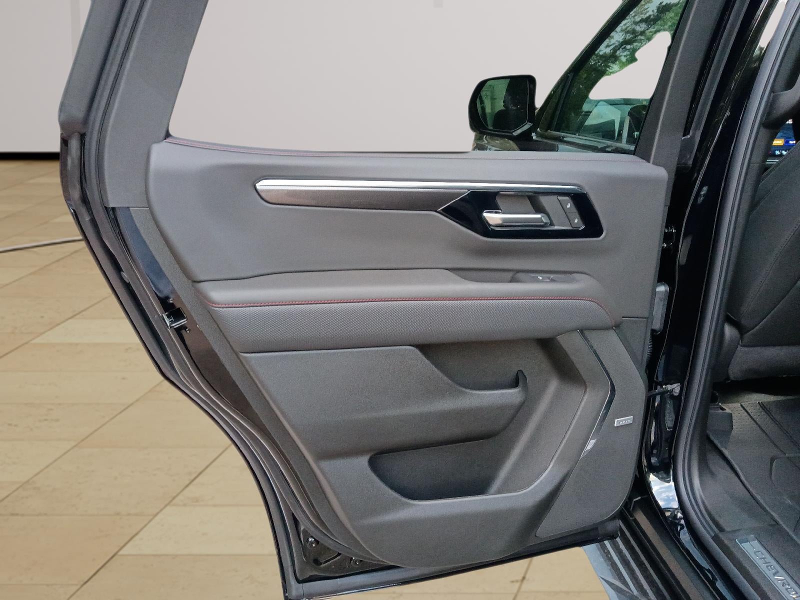 2027 Chevrolet Tahoe RST