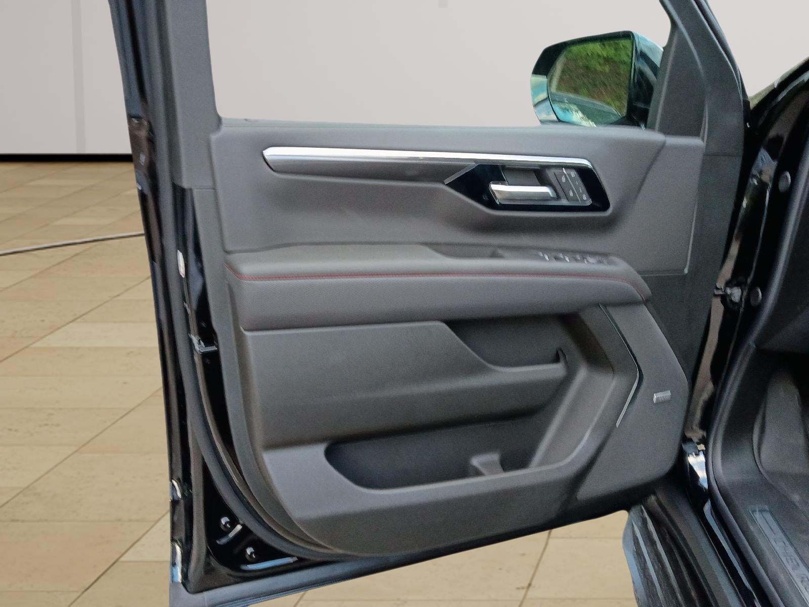 2027 Chevrolet Tahoe RST
