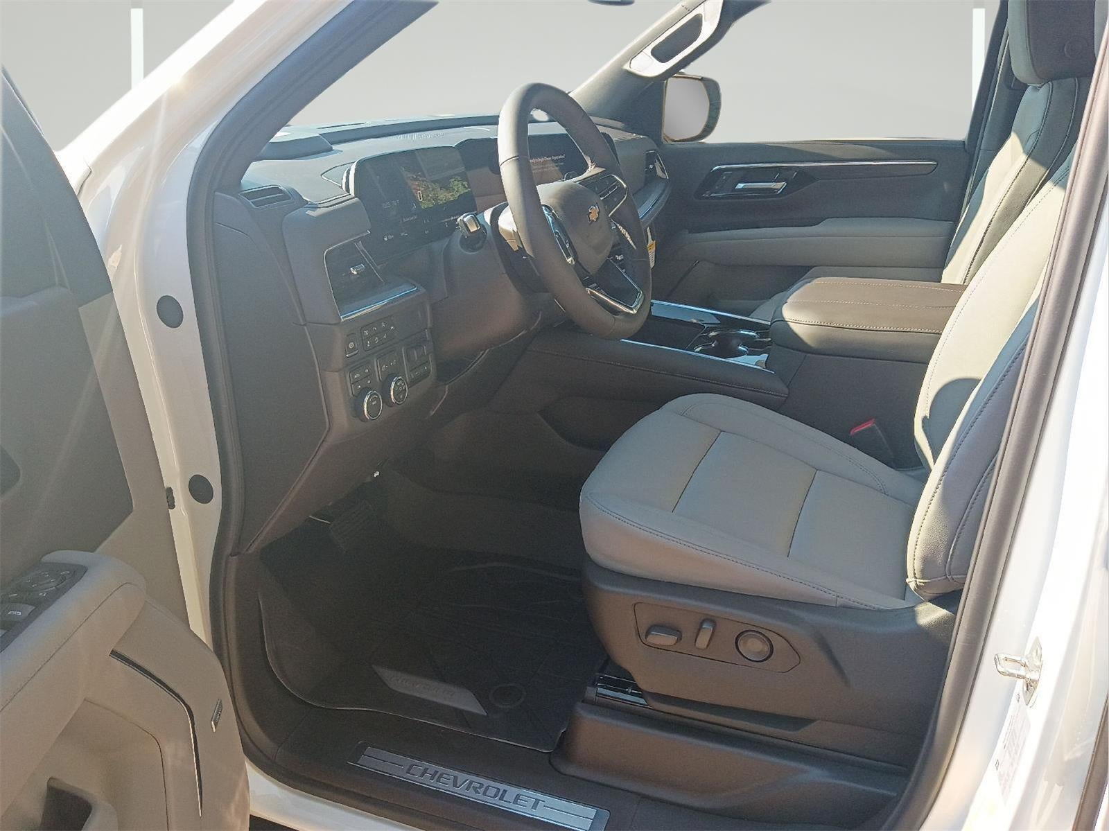 2027 Chevrolet Suburban LT