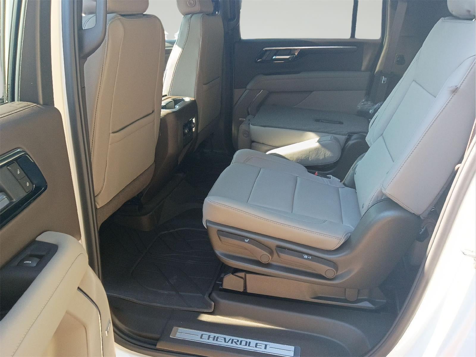 2027 Chevrolet Suburban LT