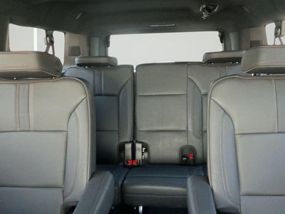 2025 Chevrolet Suburban RST