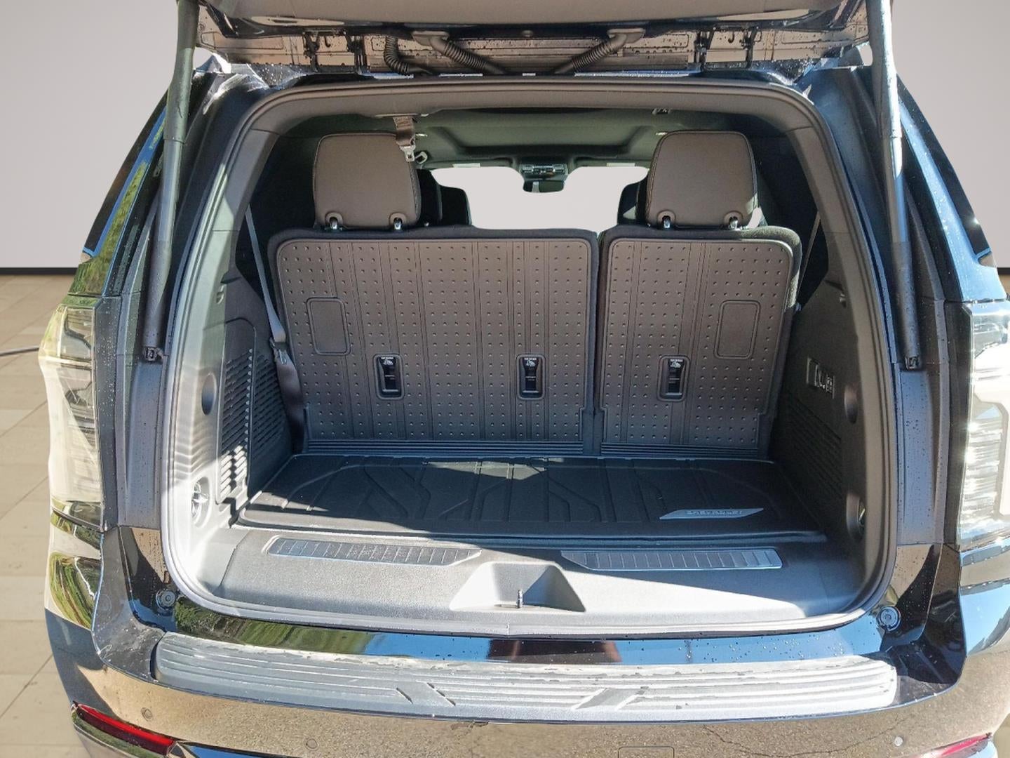 2027 Chevrolet Tahoe RST