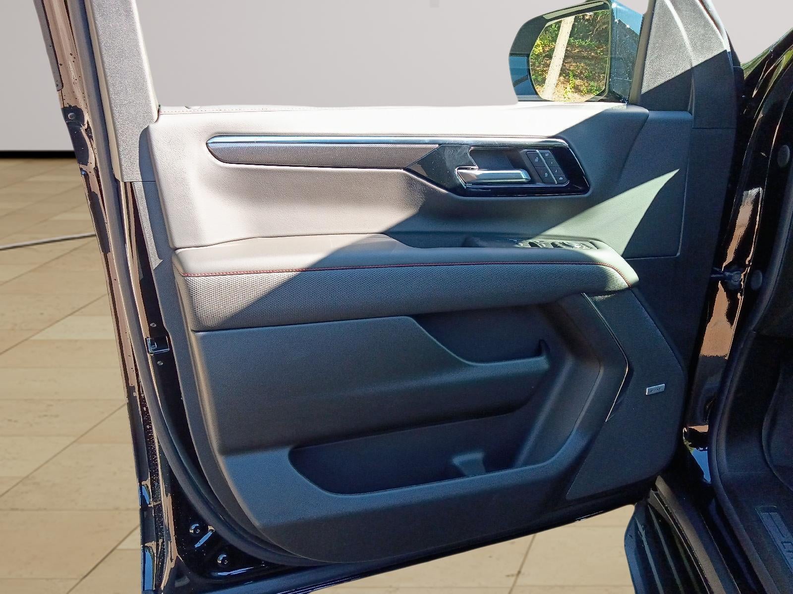 2027 Chevrolet Tahoe RST