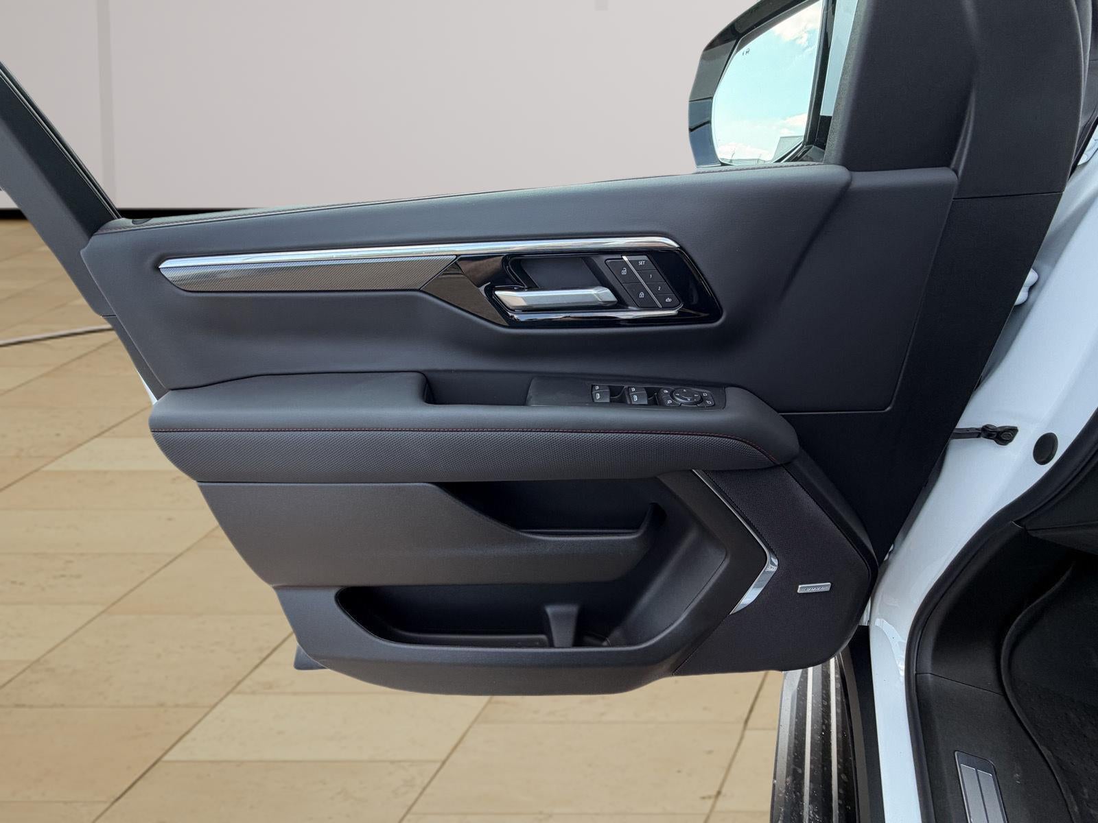 2027 Chevrolet Tahoe RST