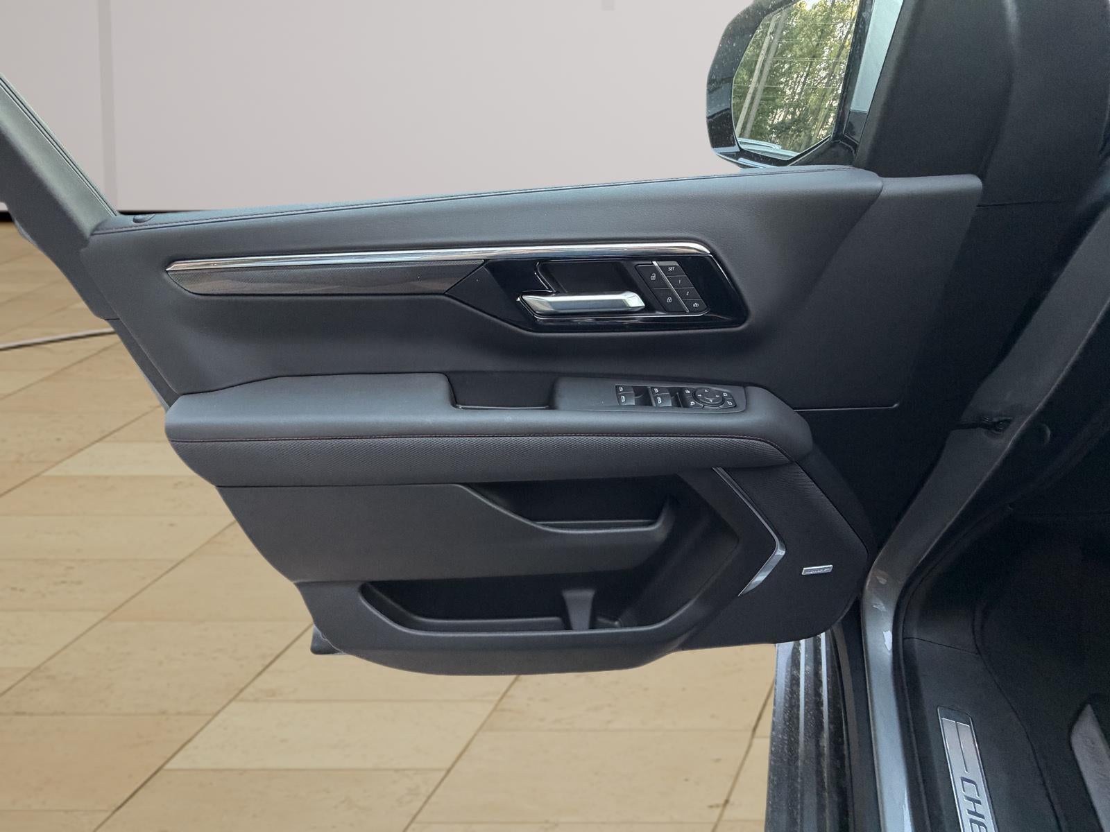 2027 Chevrolet Tahoe RST