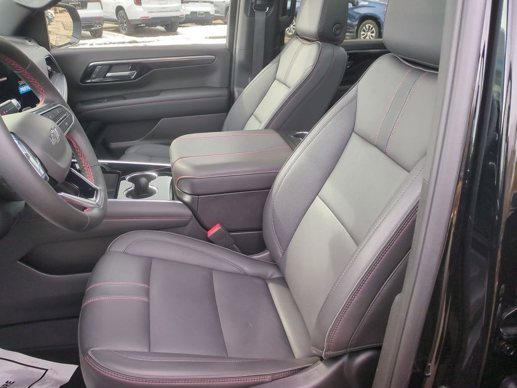 2025 Chevrolet Tahoe RST