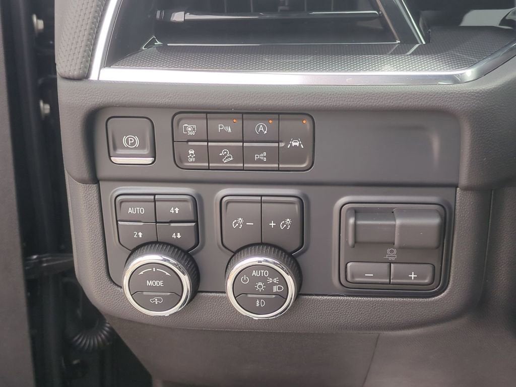 2025 Chevrolet Tahoe RST