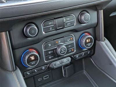 2022 Chevrolet Suburban High Country