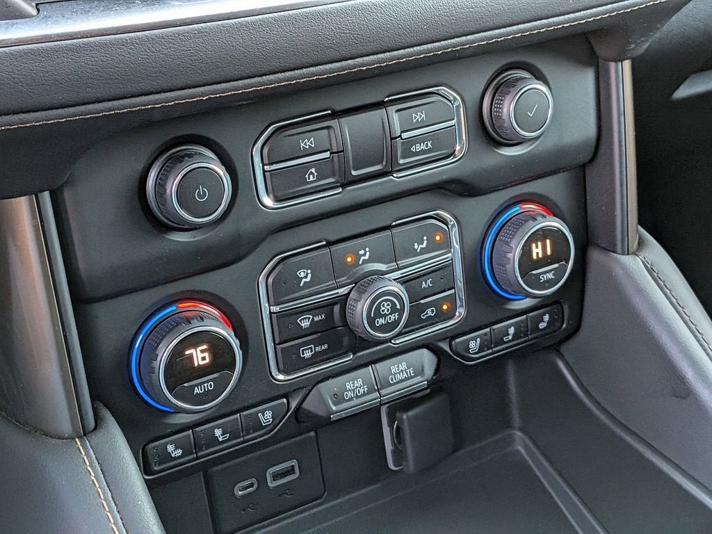 2022 Chevrolet Suburban High Country