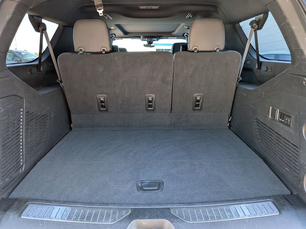 2022 Chevrolet Suburban High Country