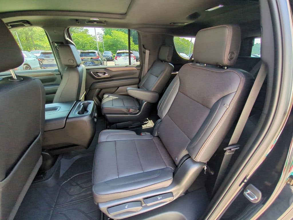 2023 Chevrolet Suburban High Country