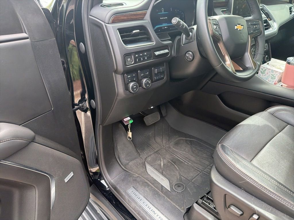 2023 Chevrolet Suburban High Country