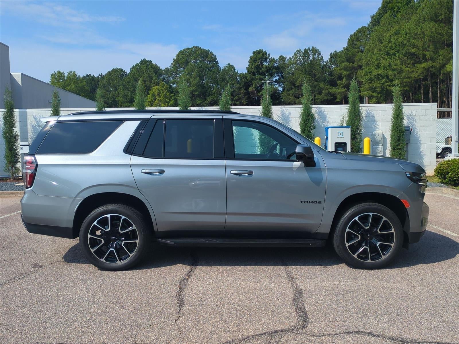 2024 Chevrolet Tahoe RST