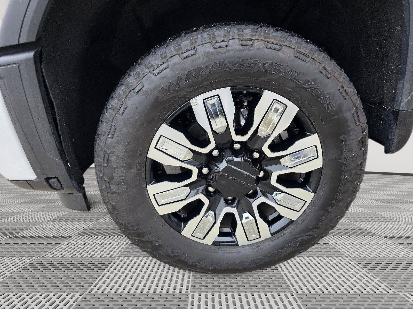 2024 GMC Sierra 2500 HD Denali