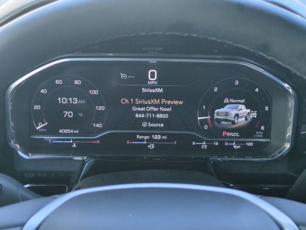 2025 GMC Sierra 1500 SLT