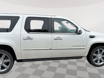 2010 Cadillac Escalade ESV Premium