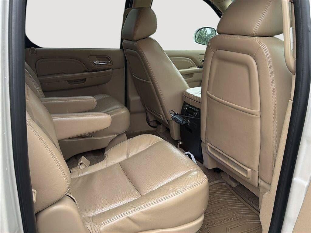 2010 Cadillac Escalade ESV Premium