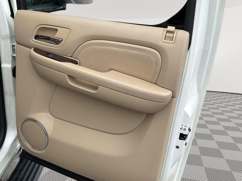 2010 Cadillac Escalade ESV Premium