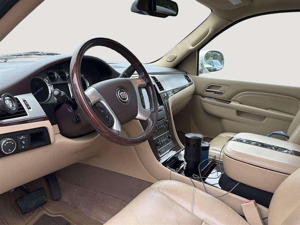2010 Cadillac Escalade ESV Premium