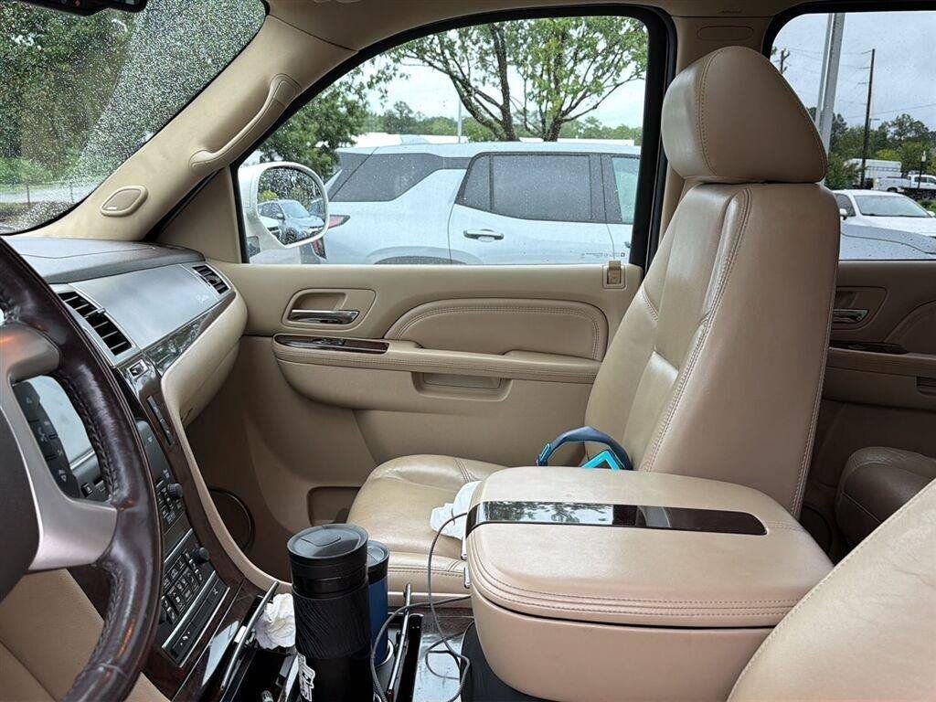 2010 Cadillac Escalade ESV Premium