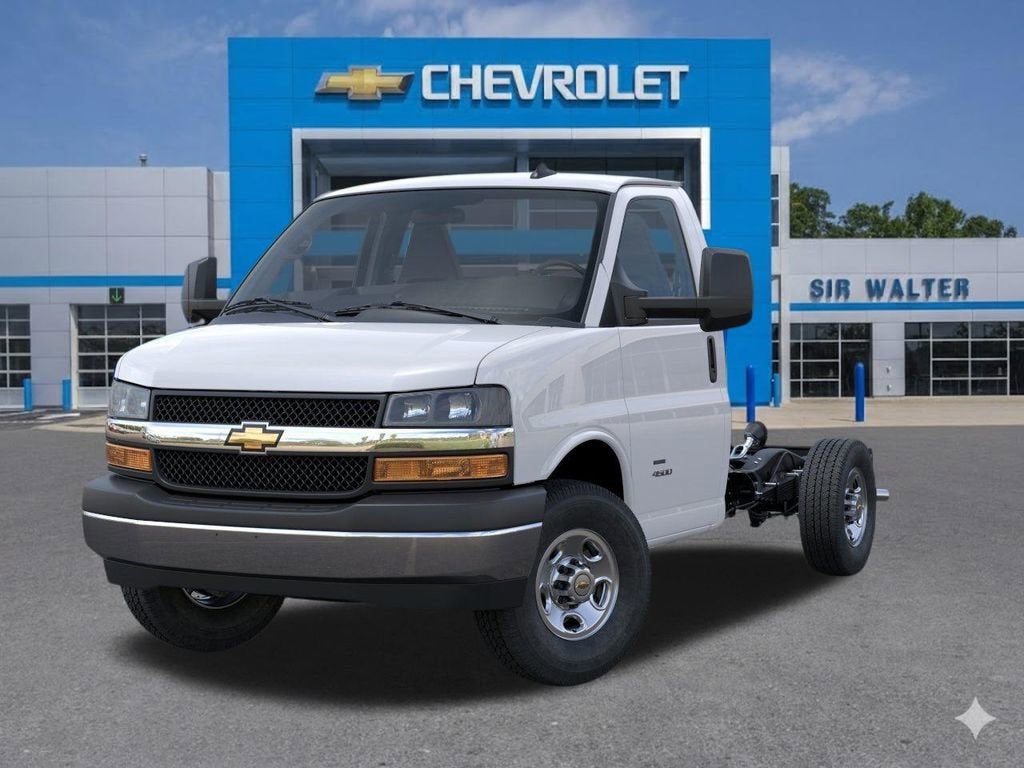 2026 Chevrolet Express Cutaway 3500 1WT