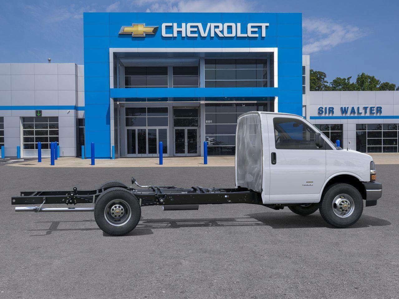 2025 Chevrolet Express Cutaway 3500 1WT