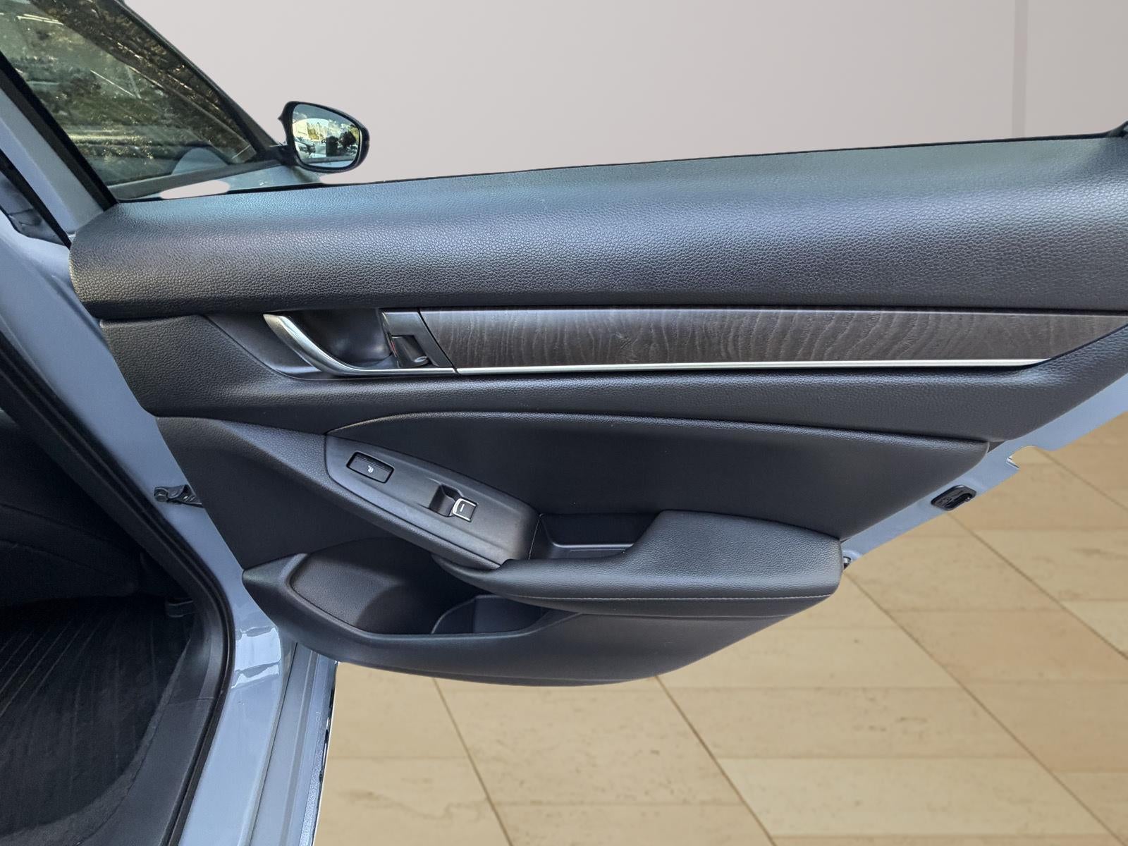 2022 Honda Accord Hybrid Touring
