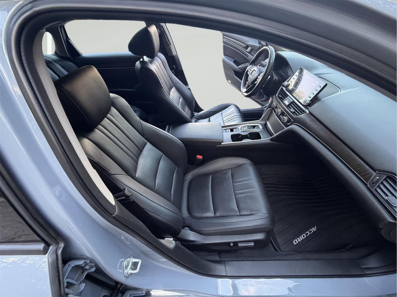 2022 Honda Accord Hybrid Touring