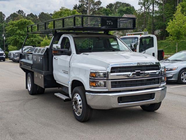 2023 Chevrolet Silverado 5500 HD Work Truck