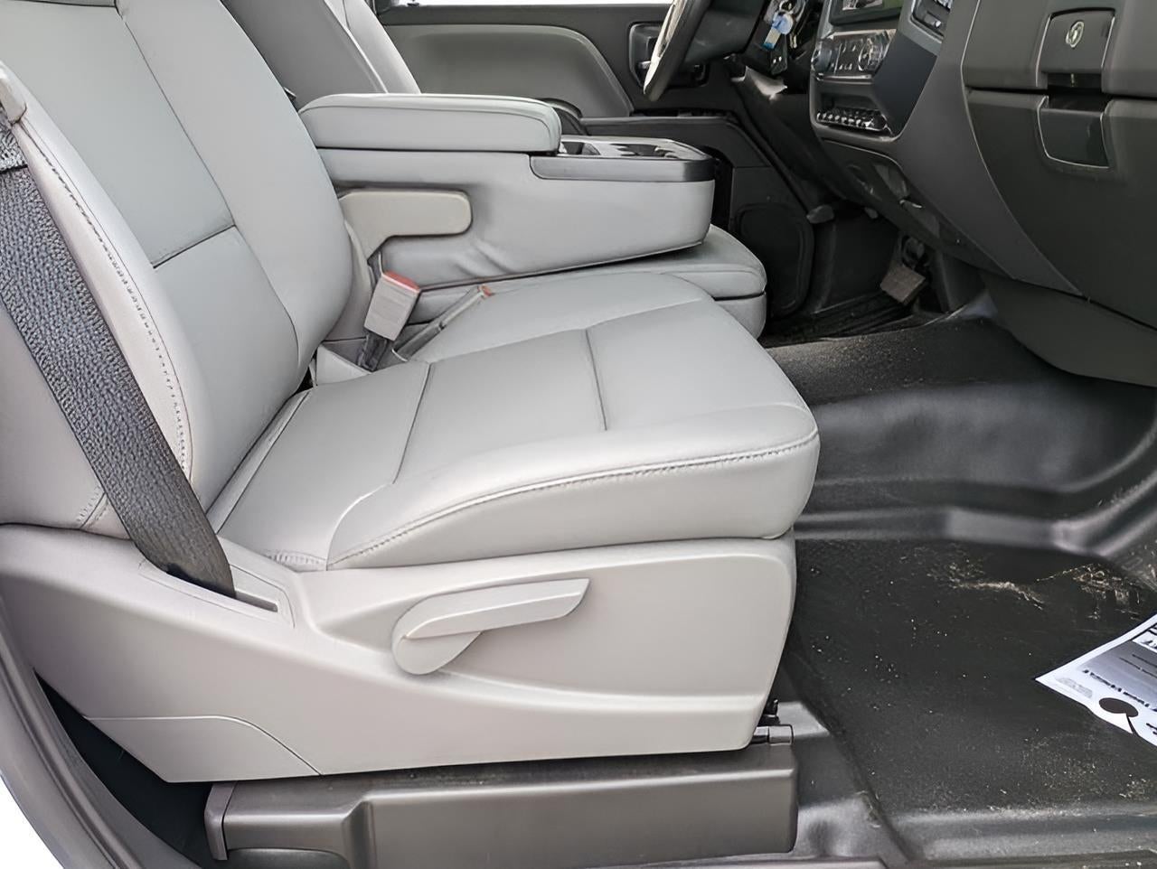 2023 Chevrolet Silverado 5500 HD Work Truck
