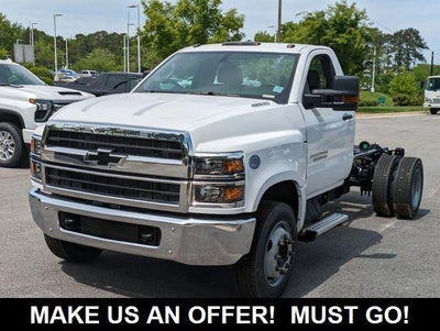 2024 Chevrolet Silverado 5500 HD Work Truck