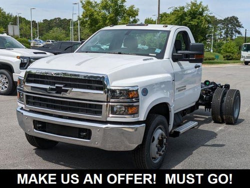 2024 Chevrolet Silverado 5500 HD Work Truck