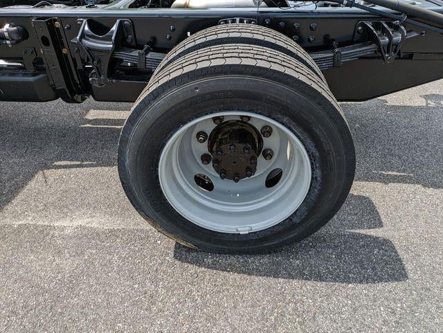 2024 Chevrolet Silverado 5500 HD Work Truck