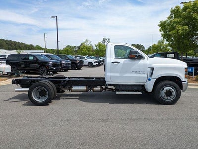 2024 Chevrolet Silverado 5500 HD Work Truck