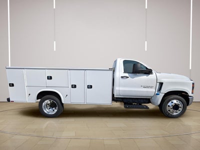 2023 Chevrolet Silverado 5500 HD Work Truck