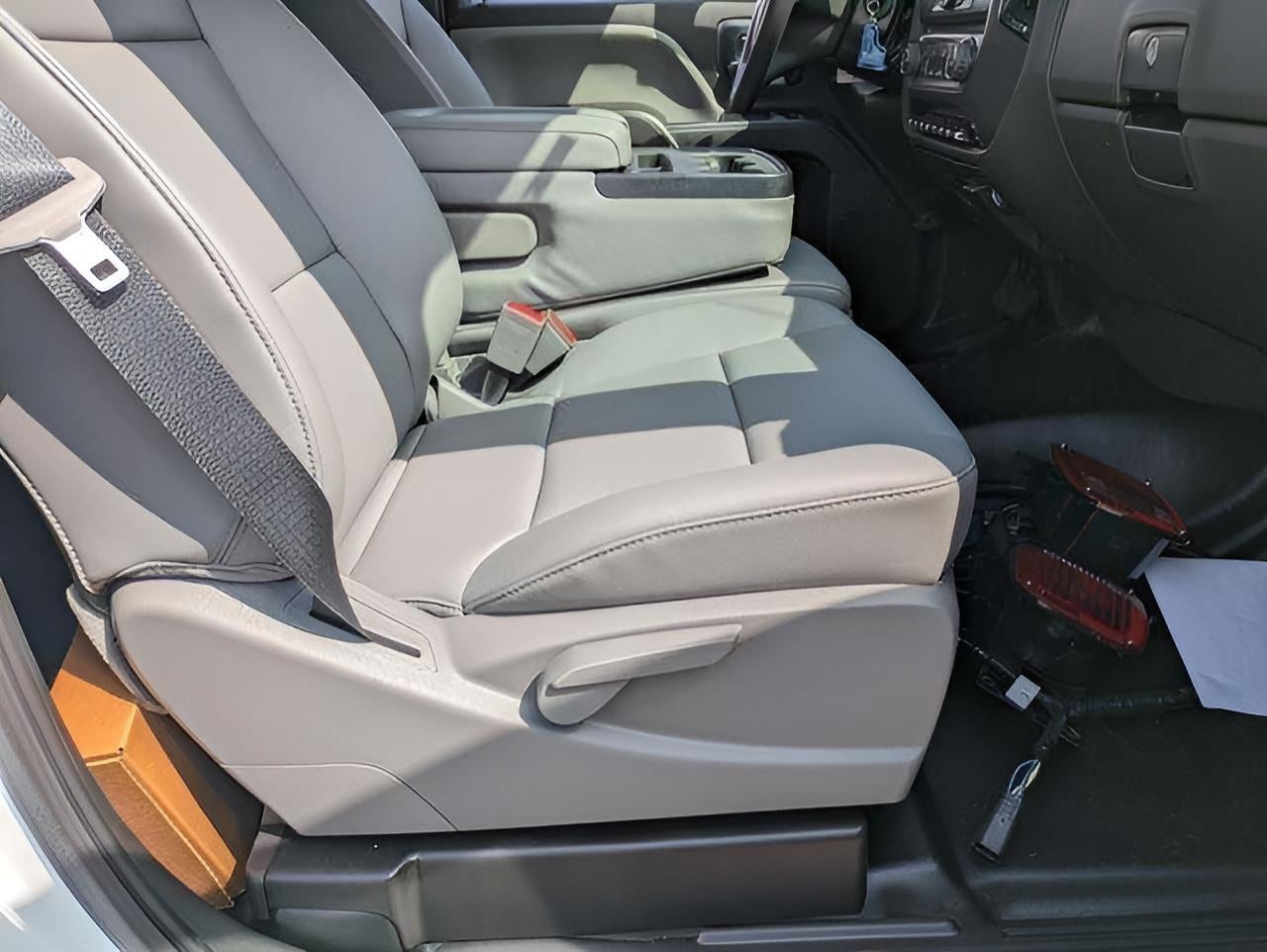 2023 Chevrolet Silverado 5500 HD Work Truck