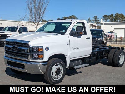 2024 Chevrolet Silverado 5500 HD Work Truck
