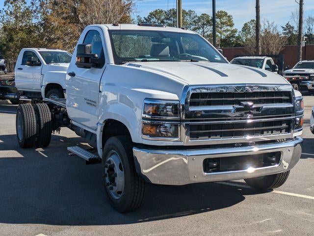 2024 Chevrolet Silverado 5500 HD Work Truck