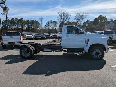 2024 Chevrolet Silverado 5500 HD Work Truck