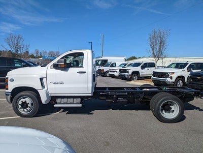 2024 Chevrolet Silverado 5500 HD Work Truck