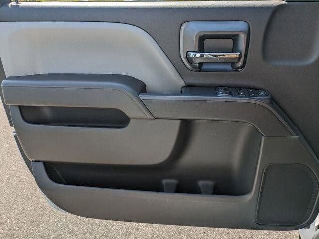 2023 Chevrolet Silverado 5500 HD Work Truck